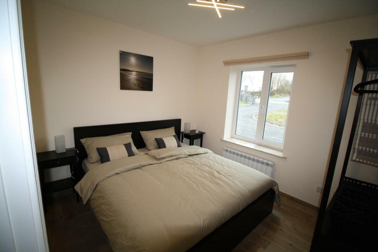 Atlantic Retreat Lodge Кинвара Екстериор снимка
