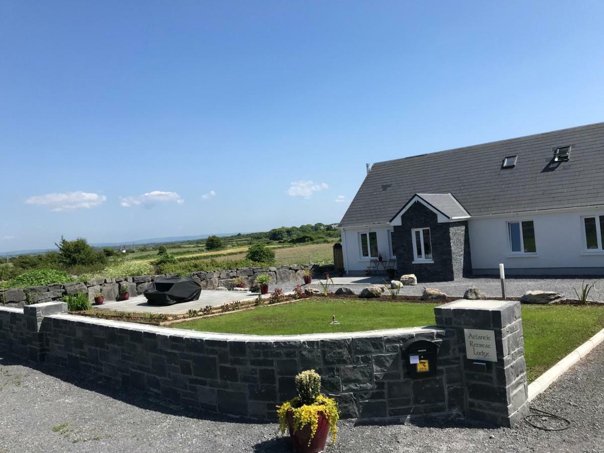 Atlantic Retreat Lodge Кинвара Екстериор снимка